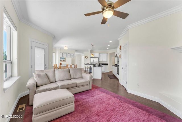 1636 Robb Drive, Carson City, NV 89703