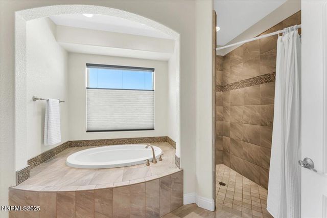 1636 Robb Drive, Carson City, NV 89703