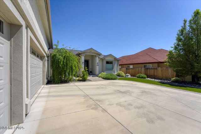 1636 Robb Drive, Carson City, NV 89703