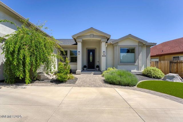 1636 Robb Drive, Carson City, NV 89703