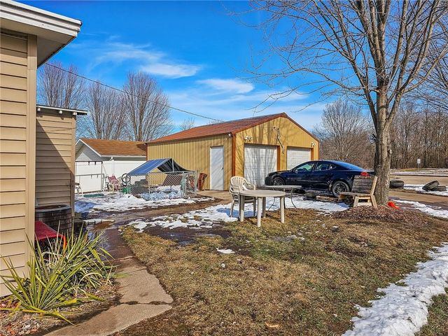 204 NE 2nd Street, Black River Falls, WI 54615