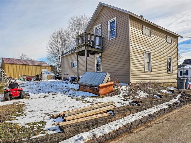 204 NE 2nd Street, Black River Falls, WI 54615