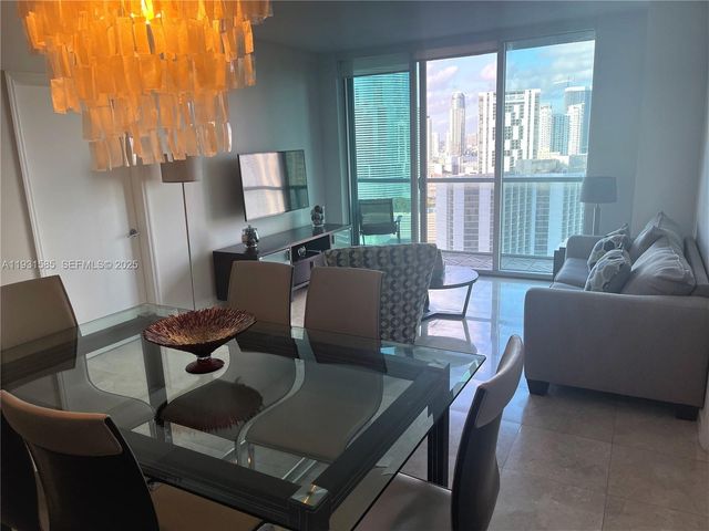 500 Brickell Ave 3105, Miami, FL 33131