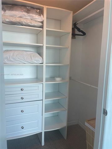 500 Brickell Ave 3105, Miami, FL 33131