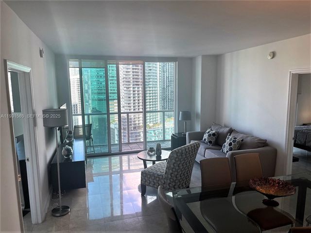 500 Brickell Ave 3105, Miami, FL 33131