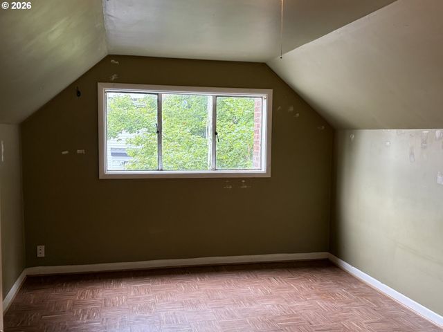 3845 Ne 65TH Ave, Portland, OR 97213