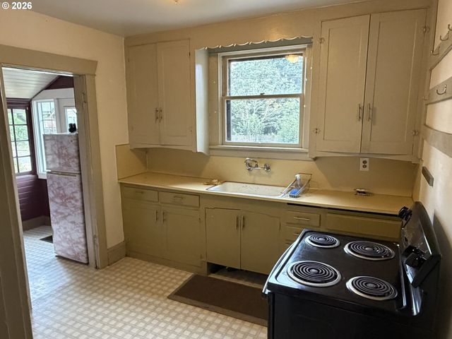 3845 Ne 65TH Ave, Portland, OR 97213