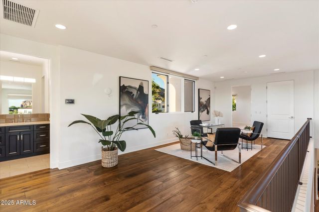 3965 E SIERRA VISTA Drive, Paradise Valley, AZ 85253