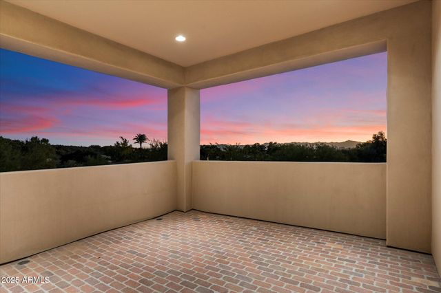 3965 E SIERRA VISTA Drive, Paradise Valley, AZ 85253