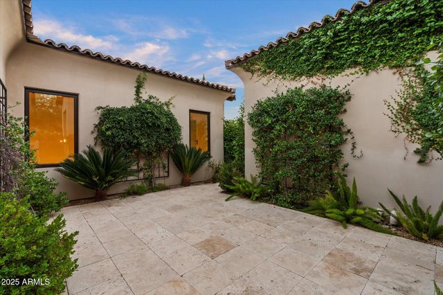 3965 E SIERRA VISTA Drive, Paradise Valley, AZ 85253