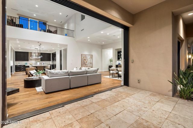 3965 E SIERRA VISTA Drive, Paradise Valley, AZ 85253