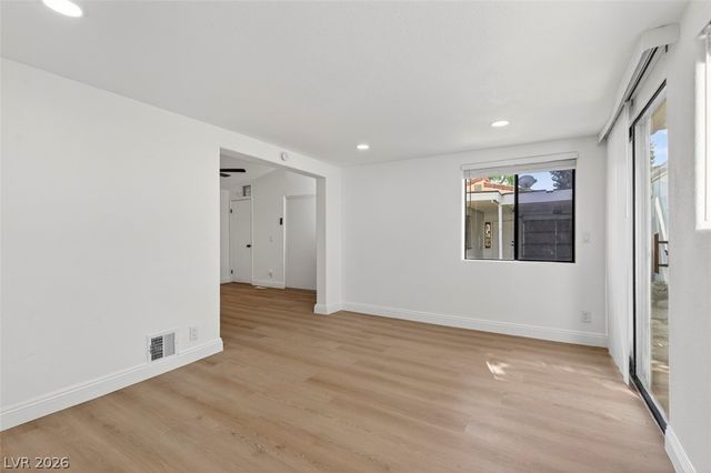 5519 Hobble Creek Drive, Las Vegas, NV 89120