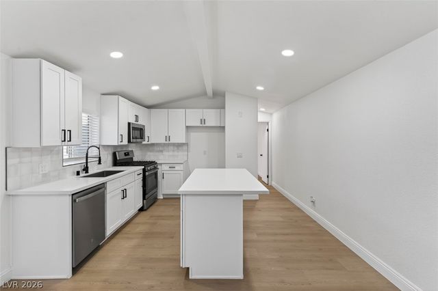 5519 Hobble Creek Drive, Las Vegas, NV 89120