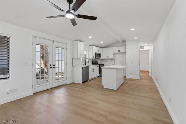5519 Hobble Creek Drive, Las Vegas, NV 89120