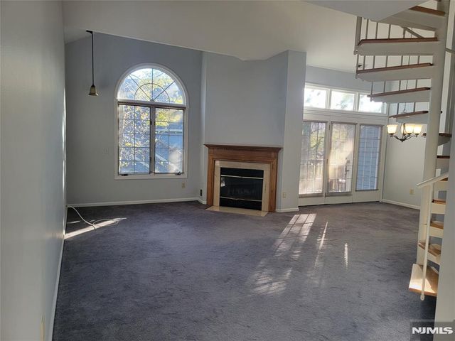 209 Cambridge Drive, Ramsey, NJ 07446