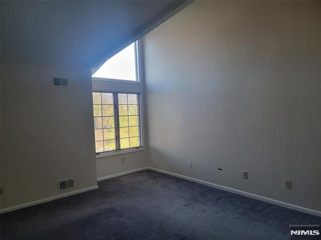 209 Cambridge Drive, Ramsey, NJ 07446