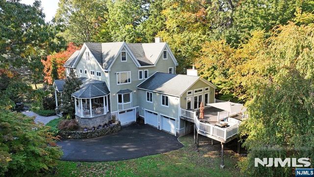 176 Werimus Road, Woodcliff Lake, NJ 07677