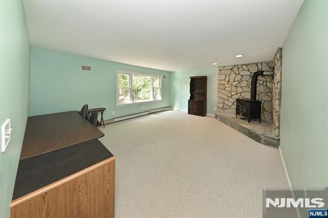 176 Werimus Road, Woodcliff Lake, NJ 07677