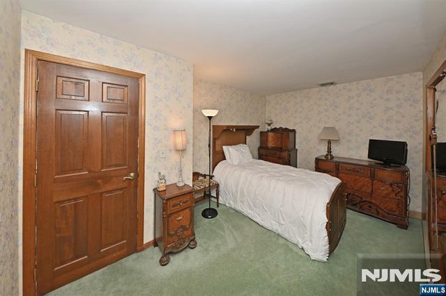 176 Werimus Road, Woodcliff Lake, NJ 07677