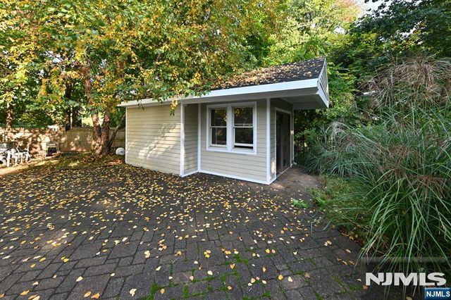 176 Werimus Road, Woodcliff Lake, NJ 07677