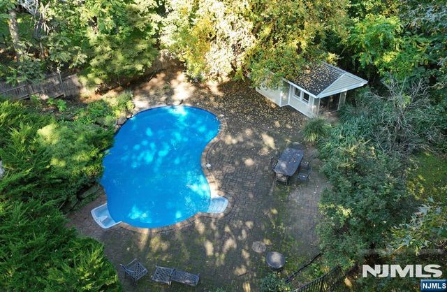 176 Werimus Road, Woodcliff Lake, NJ 07677