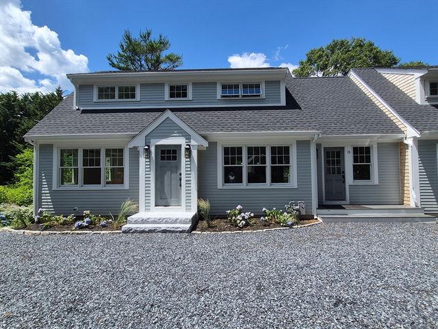 15 Beachway Rd, Sandwich, MA 02537