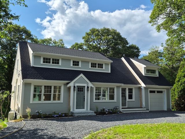 15 Beachway Rd, Sandwich, MA 02537