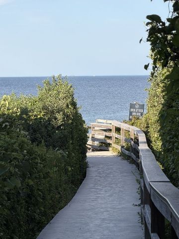 15 Beachway Rd, Sandwich, MA 02537