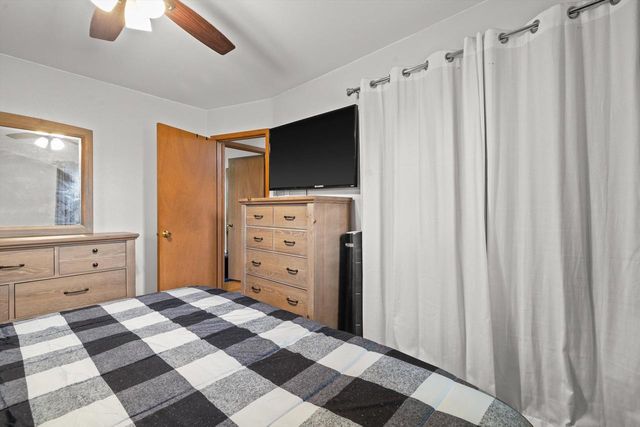 5301 Marboro DRIVE, Racine, WI 53406