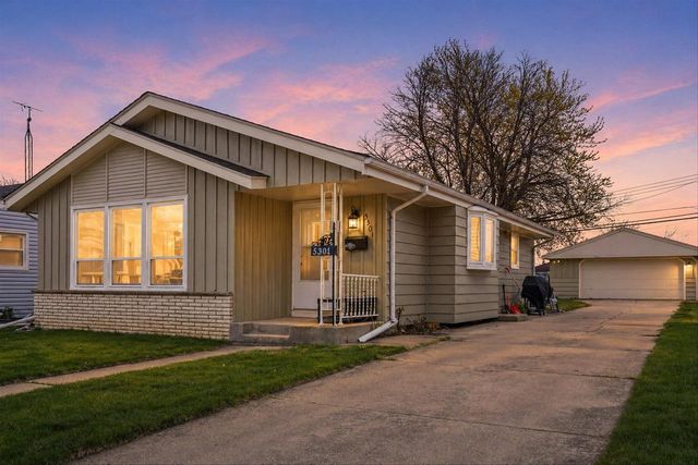 5301 Marboro DRIVE, Racine, WI 53406