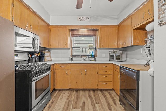 5301 Marboro DRIVE, Racine, WI 53406
