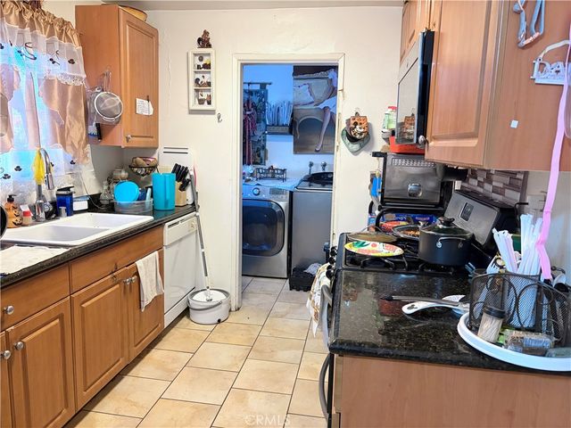 20146 Cohasset Street 5, Winnetka, CA 91306