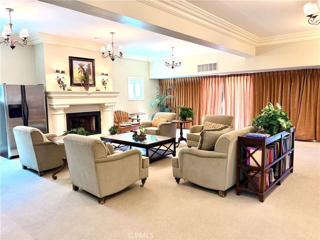20146 Cohasset Street 5, Winnetka, CA 91306