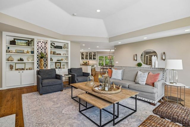 6641 Parkwood Road, Edina, MN 55436