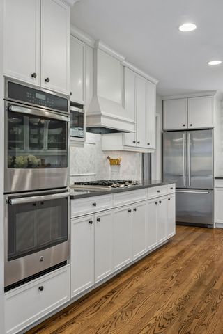 6641 Parkwood Road, Edina, MN 55436