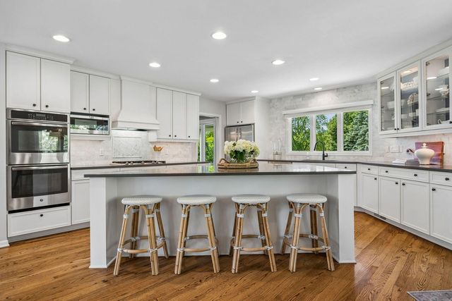 6641 Parkwood Road, Edina, MN 55436