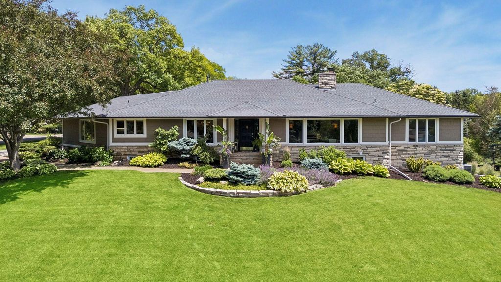 6641 Parkwood Road, Edina, MN 55436