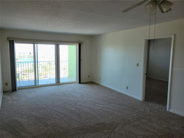 400 64TH AVENUE 1001 W, St Pete Beach, FL 33706