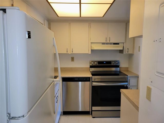 400 64TH AVENUE 1001 W, St Pete Beach, FL 33706