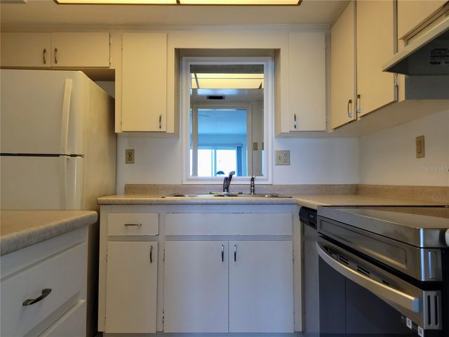 400 64TH AVENUE 1001 W, St Pete Beach, FL 33706