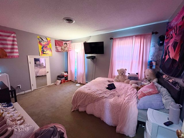 7706 Riva Ridge Road, Kokomo, IN 46901