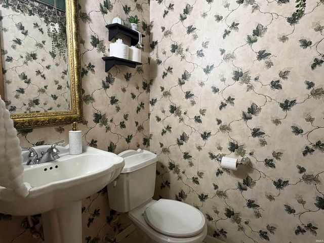 7706 Riva Ridge Road, Kokomo, IN 46901