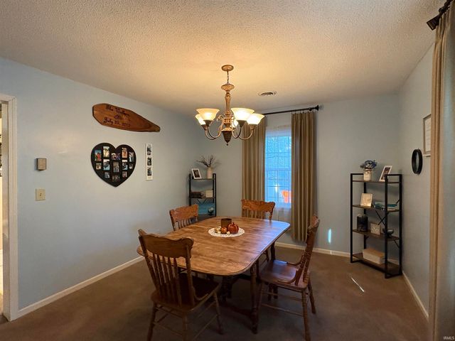 7706 Riva Ridge Road, Kokomo, IN 46901