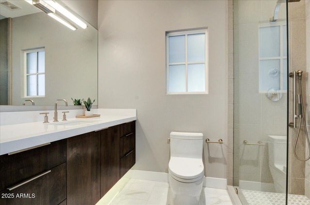 9467 E ROCKWOOD Drive, Scottsdale, AZ 85255