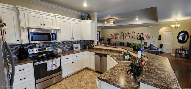 724 Mockingbird Ln, Wynne, AR 72396