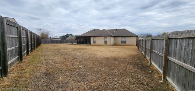 724 Mockingbird Ln, Wynne, AR 72396