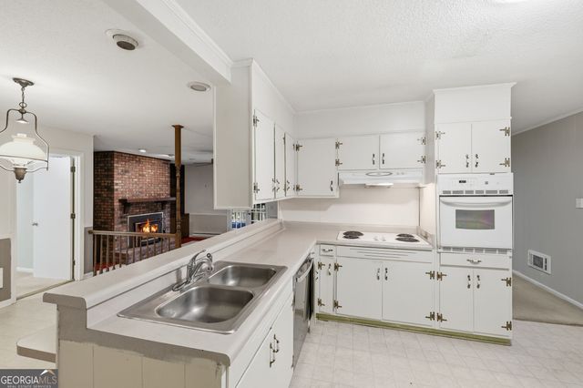 44 Elm Drive, Toccoa, GA 30577