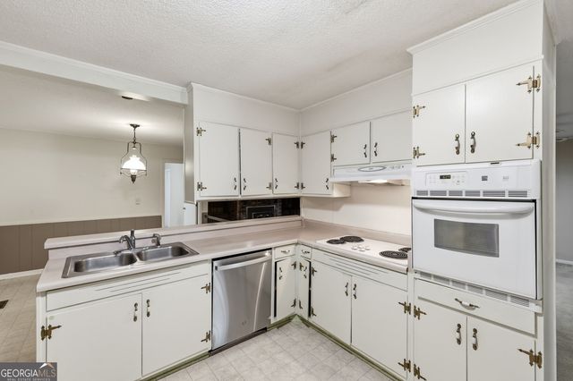 44 Elm Drive, Toccoa, GA 30577
