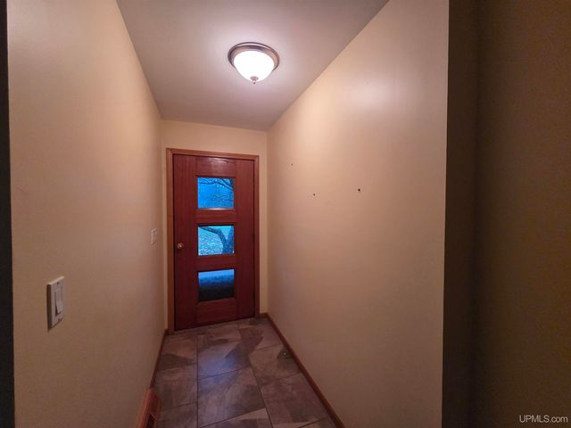 4280 Us 2 W Highway, Iron River, MI 49935