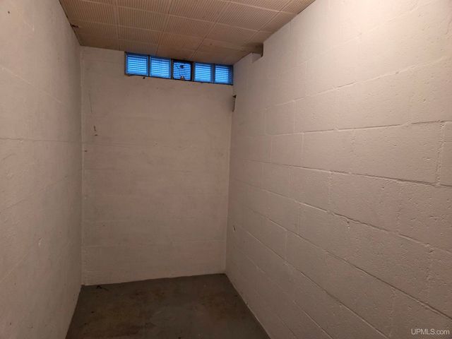 4280 Us 2 W Highway, Iron River, MI 49935